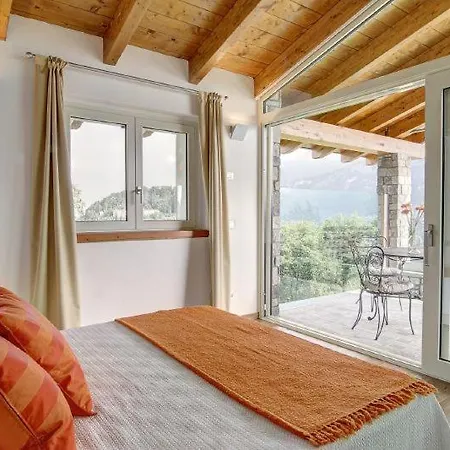 Villa Sleeps 10 Pool Air Con Wifi *